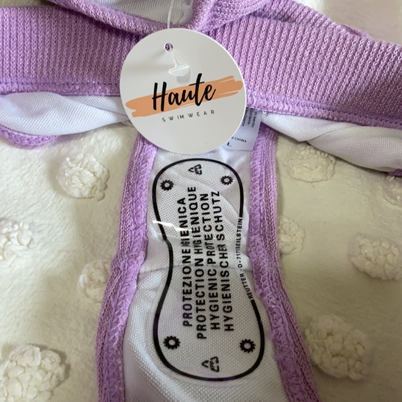 2 piece bathing suit - Picture 3 of 3